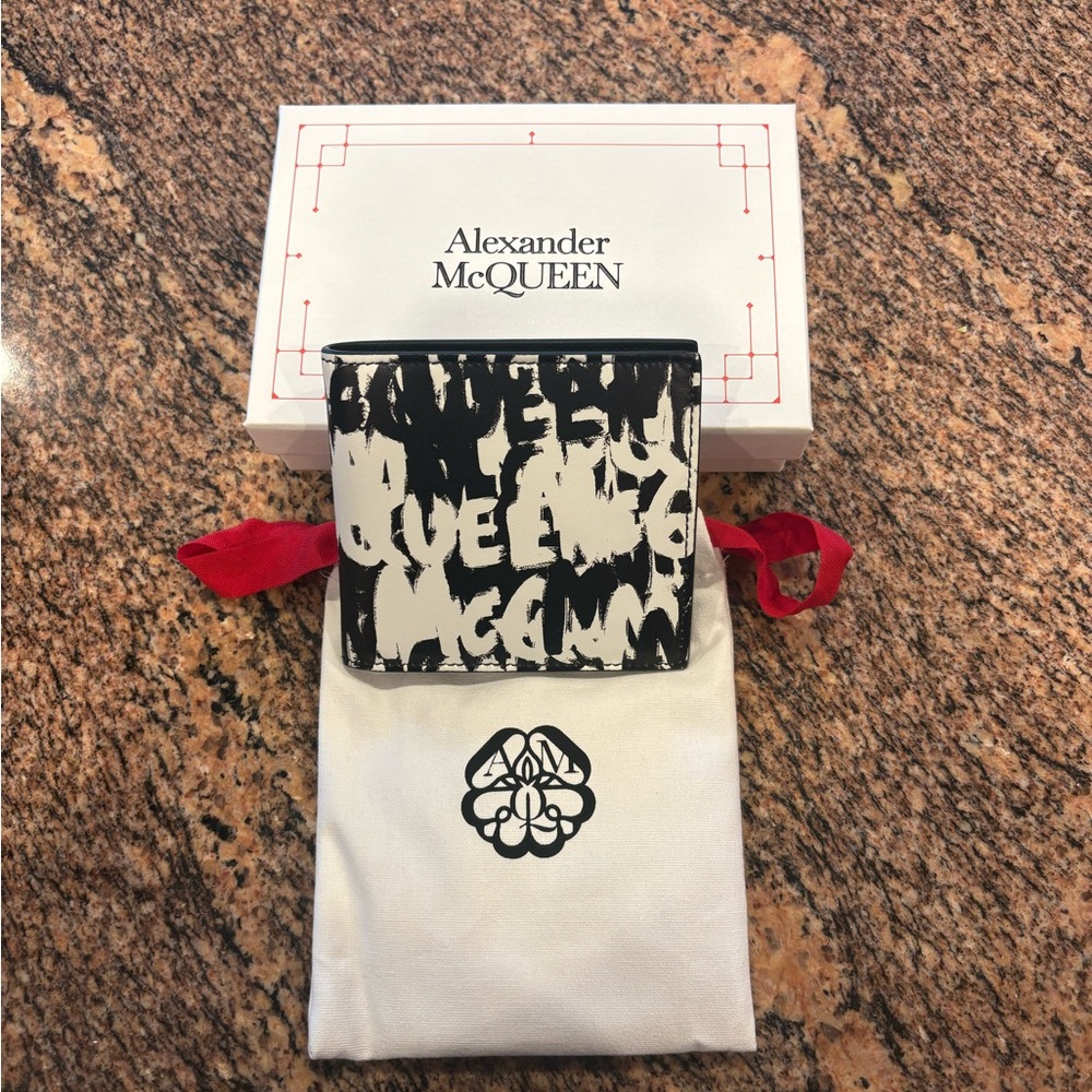 NWT Alexander McQueen Black and White Men's Wallet